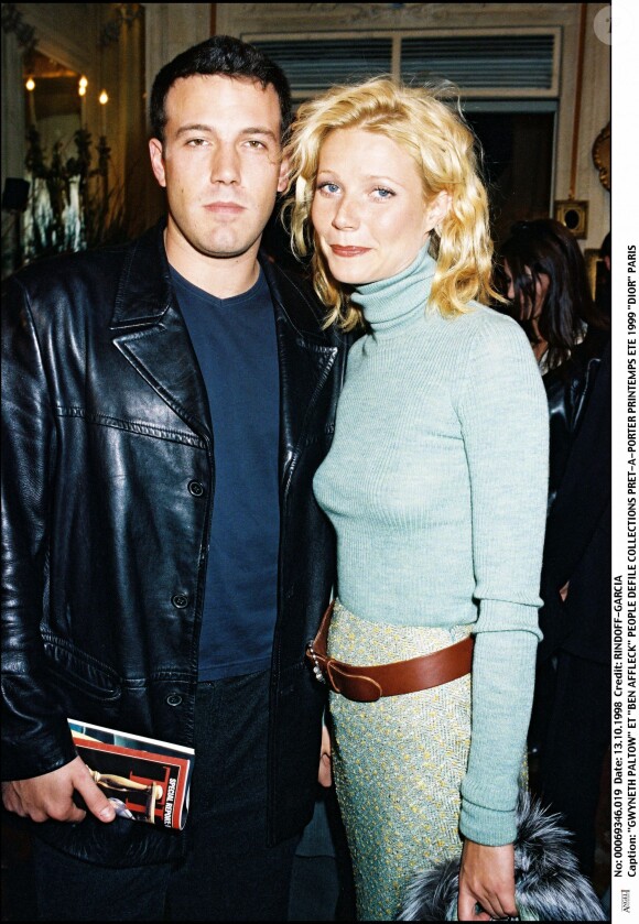 Ben Affleck et Gwyneth Paltrow lors du défilé Dior à Paris en 1998