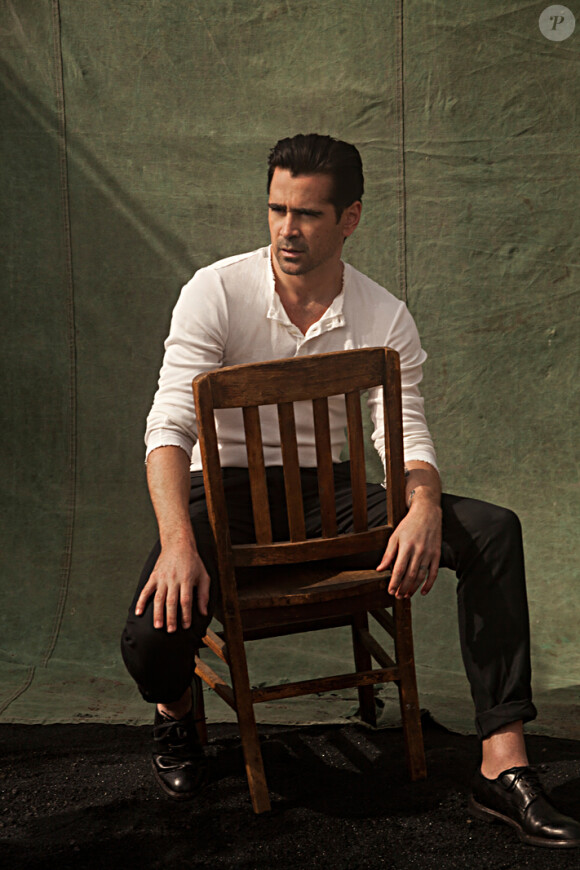 Colin Farrell dans les coulisses de son shooting pour la campagne publicitaire d'Intenso, le nouveau parfum pour hommes de Dolce & Gabbana.