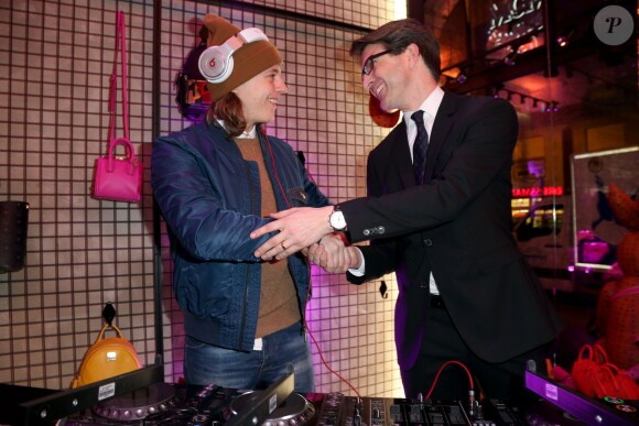 Mosey (aka Pierre Sarkozy) et Sebastian Klever, directeur général de MCM, assistent à la soirée d'ouverture du nouveau magasin MCM à Berlin. Le 21 janvier 2015.