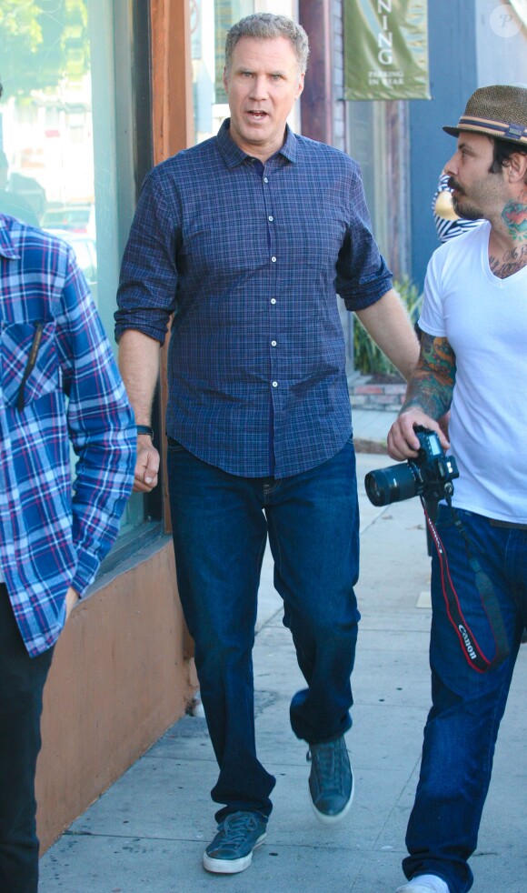 Exclusive - Will Ferrell s'amuse avec un mannequin le 6 novembre 2014