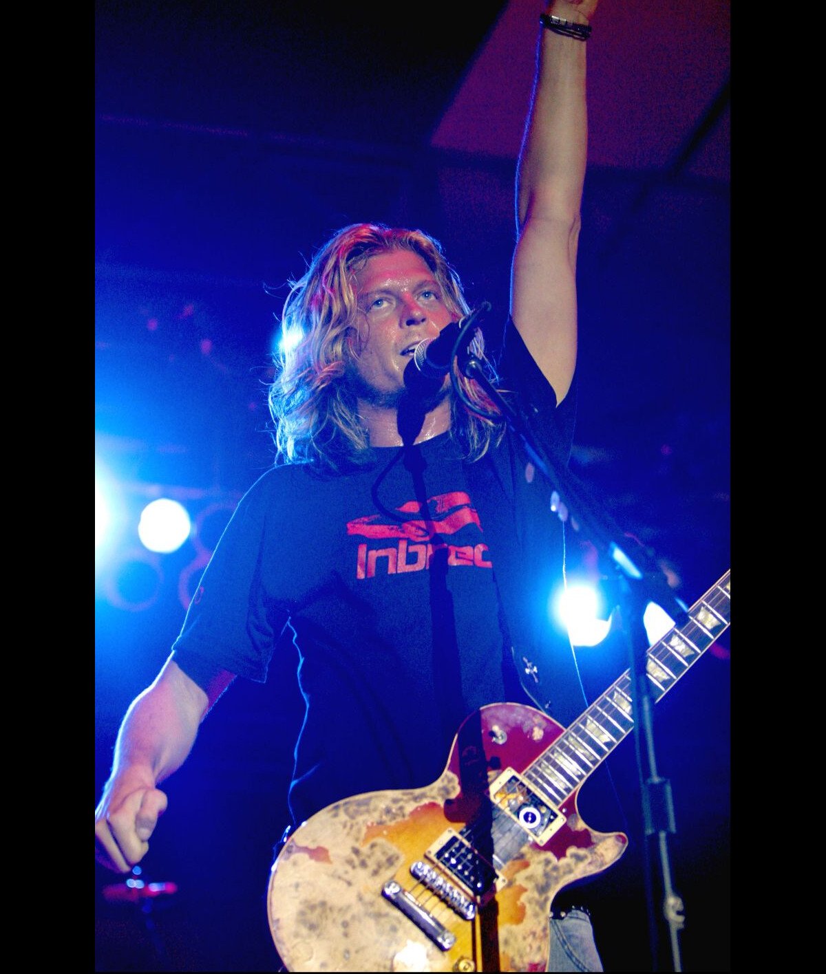 Vidéo Wes Scantlin de Puddle of Mudd à Zephyrhills le 23 avril 2004. Purepeople Vidéo Wes Scantlin de Puddle of Mudd à Zephyrhills le 23 avril 2004. Purepeople