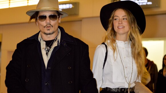 Johnny Depp aux anges : Réconforté par Amber Heard, sa charmante Texane