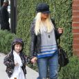  Christina Aguilera, son compagnon Matthew Rutler et son fils Max Bratman sont alles dejeuner au restaurant Houston a Santa Monica. Le 8 decembre 2012  
