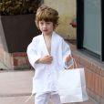  Jordan Bratman va chercher son fils max a son cours de karate a Los Angeles le 1er Decembre 2012.  