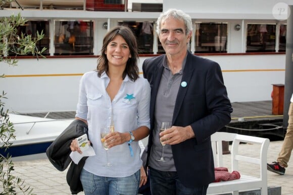 Estelle Denis et Raymond Domenech, au 2e Trophée de la Pétanque Gastronomique à Paris, le 27 juin 2014.