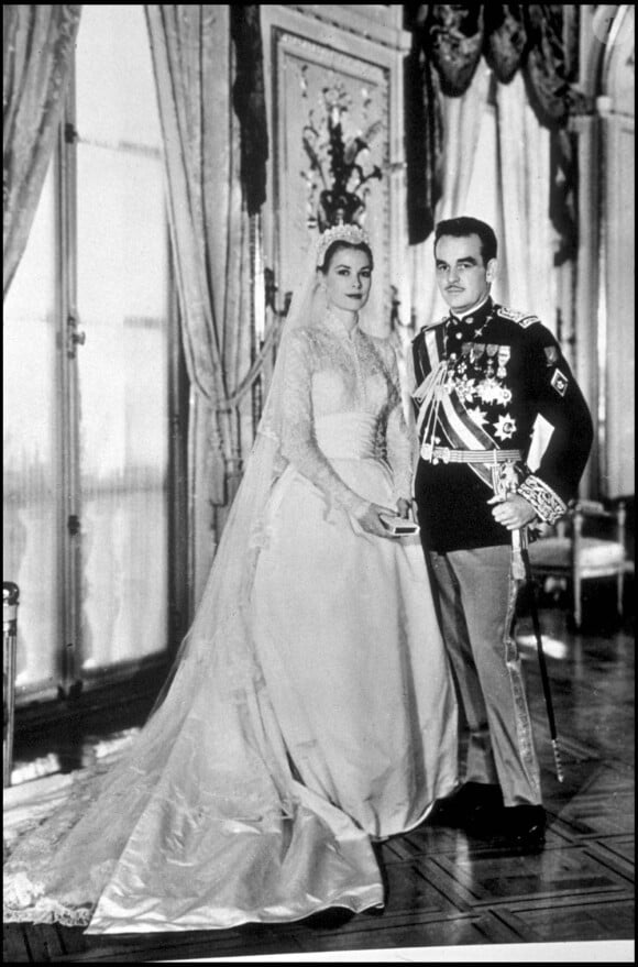 Mariage de Grace Kelly et du prince Rainier à Monaco, avril 1956.