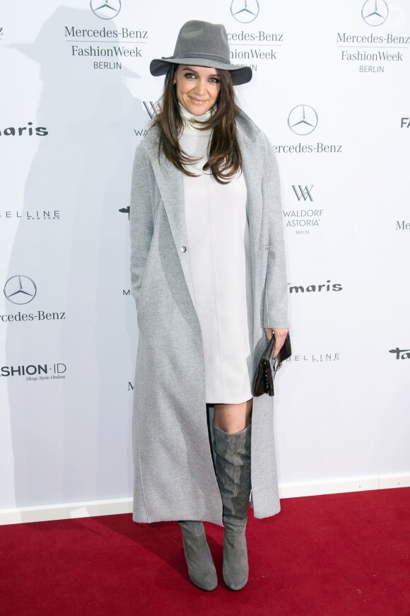 Katie Holmes arrive au défilé Marc Cain lors de la Fashion Week de Berlin. Le 20 janvier 2015.