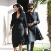 Kim Kardashian et sa mère Kris Jenner à la sortie des bureaux DMV à Thousand Oaks le 6 février 2015.