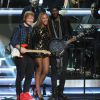 Ed Sheeran, Beyoncé et Gary Clark Jr. se produisent au Nokia Theatre L.A. Live lors du concert "Stevie Wonder: Songs In The Key Of Life - An All-Star Grammy Salute" en hommage à Stevie Wonder. Los Angeles, le 10 février 2015.