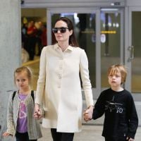 Angelina Jolie et ses jumeaux : Knox et Vivienne épuisés par 10 heures de vol