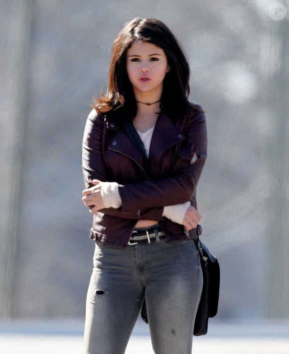 Selena Gomez sur le tournage de "The Revised Fundamental of Caregiving" à Atlanta, le 28 janvier 2015.