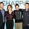 Hugh Jackman, Sigourney Weaver, Sharlto Copley et Neill Blomkamp lors du photocall de 'Chappie' à New York le 10 février 2015.