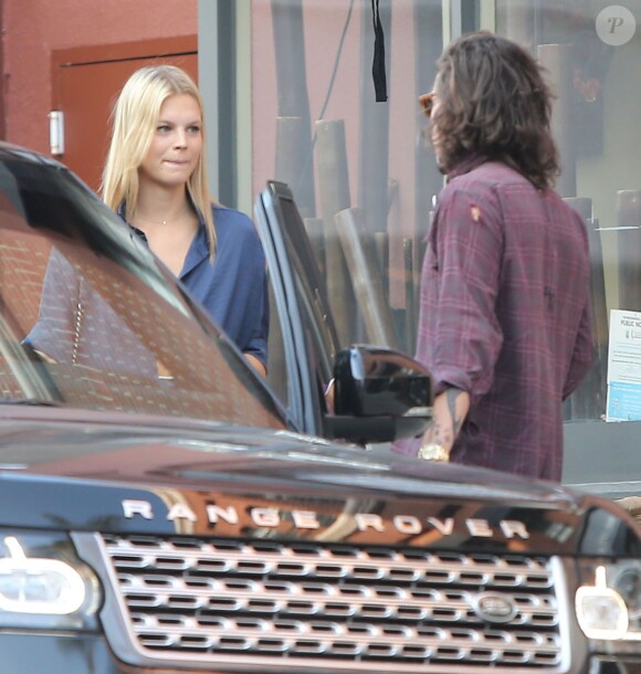 Exclusif - Harry Styles et sa compagne Nadine Leopold sont allés chez Frozen Yogurt à Beverly Hills, le 4 février 2015