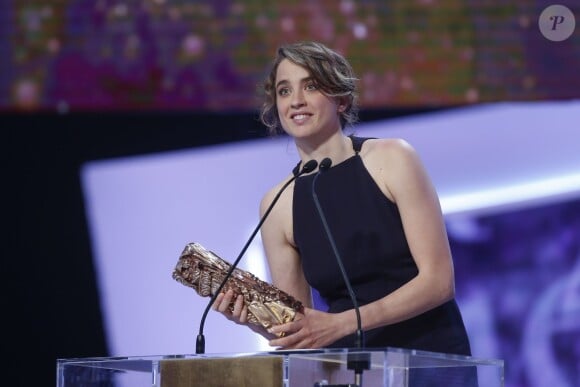 Adèle Haenel (César de la meilleur actrice pour Les Combattants) - 40e cérémonie des César au théâtre du Châtelet à Paris, le 20 février 2015.