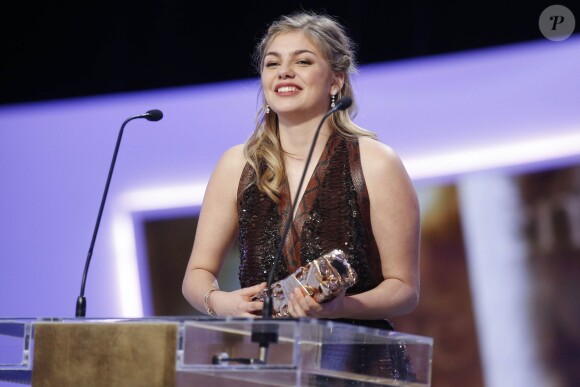 Louane Emera (césar du meilleur espoir féminin pour le film "La Famille Bélier") - 40e cérémonie des César au théâtre du Châtelet à Paris, le 20 février 2015.