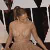 Jennifer Lopez dans une robe Elie Saab - 87e cérémonie des Oscars à Hollywood, le 22 février 2015