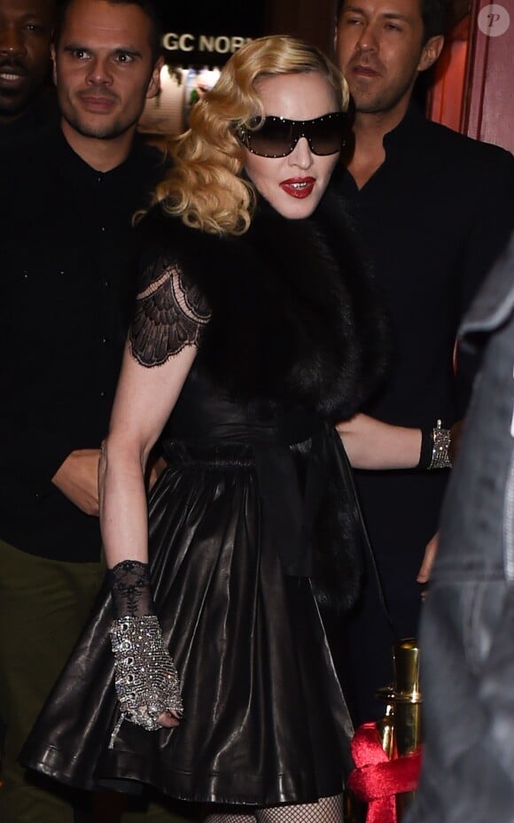 Madonna se rend au club "Raspoutine à Paris le 2 mars 2015.  Singer Madonna heads to the Russian night club Raspoutine in the Champs Elysees area in Paris, France, on March 2nd 2015.02/03/2015 - Paris