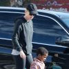 Exclusif - Charlize Theron est allé chercher son fils Jackson à son cours de danse à Los Angeles. Le petit jackson porte des tennis "Tortues Ninja" Le 3 mars 2015 