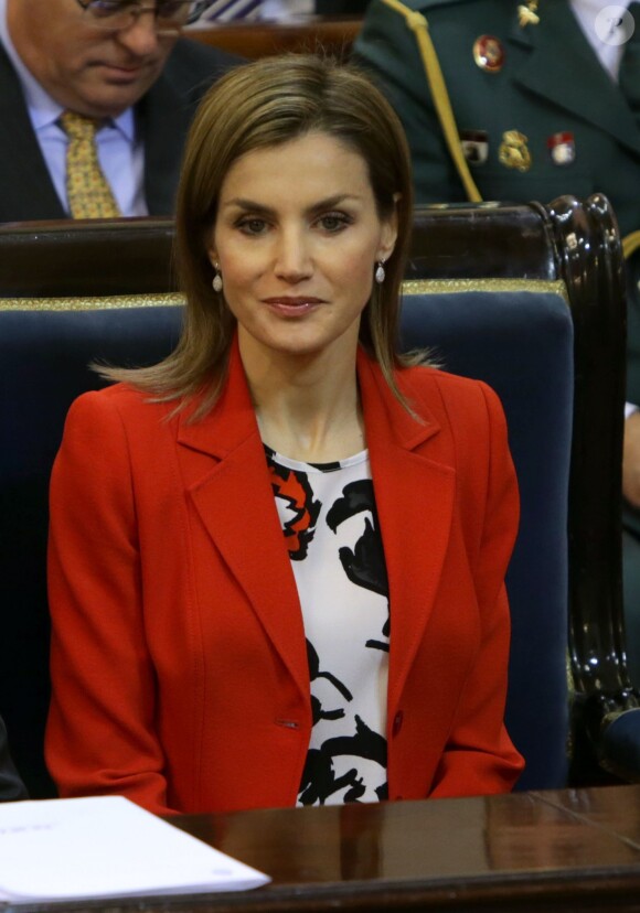 La reine Letizia d'Espagne assiste à une cérémonie au sénat pour la journée des maladies orphelines à Madrid. Le 5 mars 2015  Queen Letizia attends a ceremony the day of rare diseases in the Senate, in Madrid, on Thursday March 5, 201505/03/2015 - Madrid