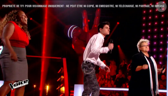Battle entre Olympe, Ketlyn et David Thibault, le 7 mars 2015 dans The Voice 4 sur TF1.