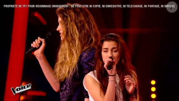 Manon Palmer face à Davy dans The Voice 4, le 7 mars 2015 sur TF1.