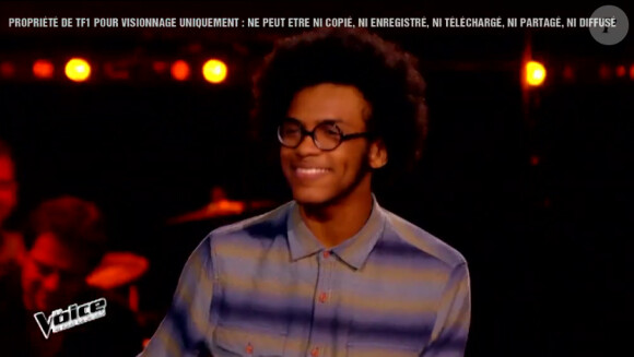Alvy Zamé contre Julien dans The Voice 4, le 7 mars 2015 sur TF1.