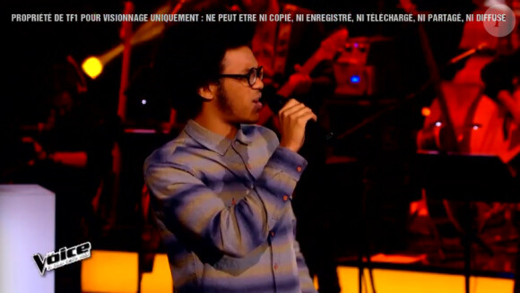 Alvy Zamé contre Julien dans The Voice 4, le 7 mars 2015 sur TF1.