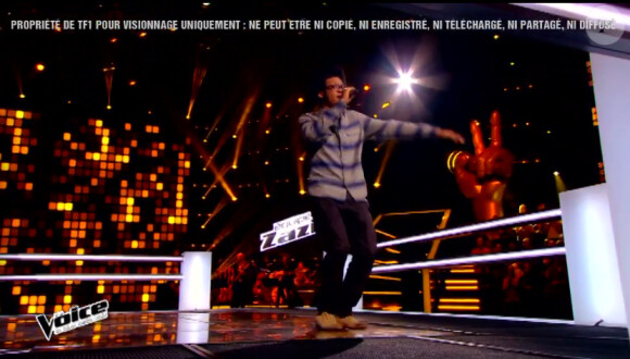 Alvy Zamé contre Julien dans The Voice 4, le 7 mars 2015 sur TF1.