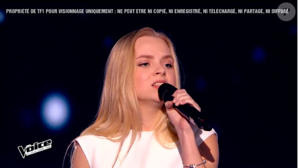 Johanna Serrano et Théo, dans The Voice 4, le 7 mars 2015 sur TF1.