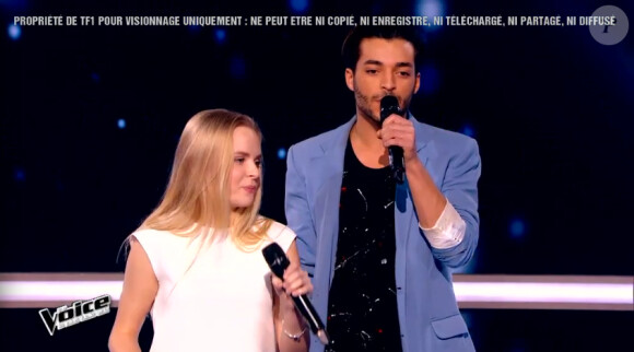 Johanna Serrano et Théo, dans The Voice 4, le 7 mars 2015 sur TF1.