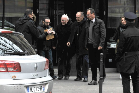 Jacques Vendroux et Jacques Chirac - Jacques et Bernadette Chirac à la sortie du restaurant Marius et Janette à Paris le 28 février 2015 après avoir déjeuné