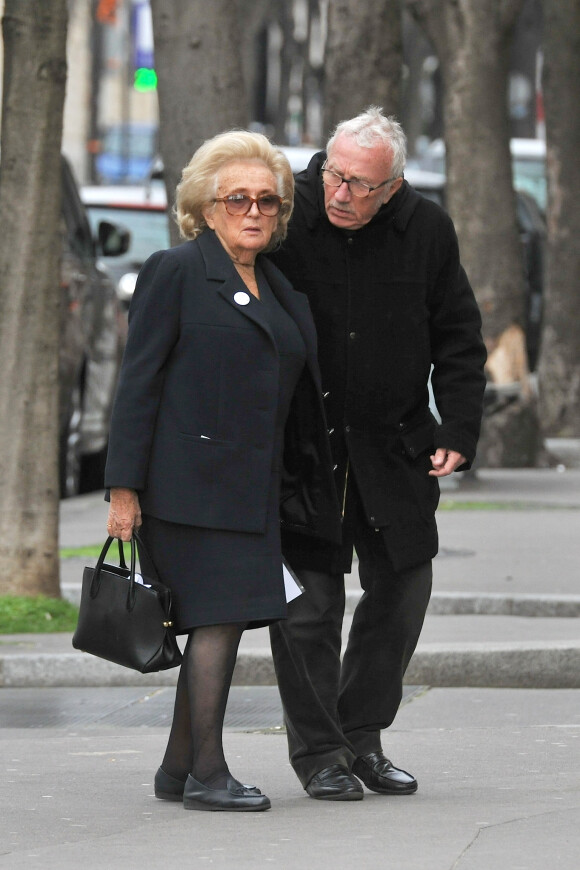 Exclusif - Bernadette Chirac et Jacques vendroux - Jacques et Bernadette Chirac arrivent au restaurant Marius et Janette à Paris le 28 février 2015. 