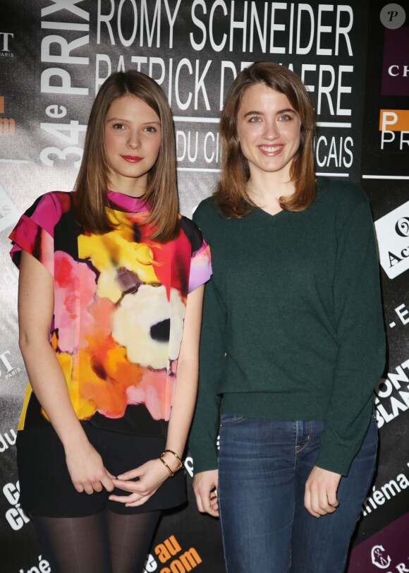 Joséphine Japy et Adèle Haenel - Conférence de presse des nominations des Prix Patrick Dewaere et Romy Schneider au Sofitel Paris le Faubourg à Paris le 9 mars 2015