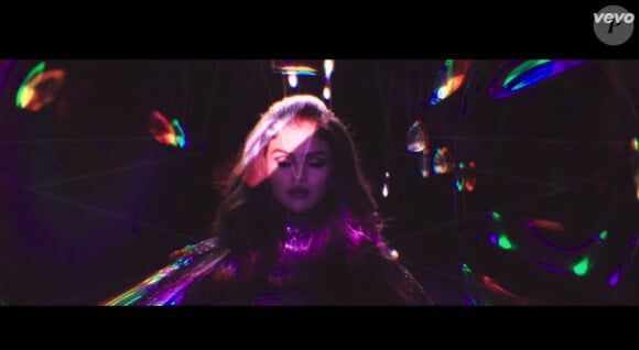 Le 10 mars 2015, Selena Gomez a dévoilé son clip I Want You To Know, hommage à son histoire d'amour avec DJ Zedd.