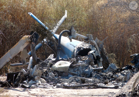 Carcasse des hélicoptères suite à l'accident survenu dans la nuit du 9 au 10 mars en Argentine lors du tournage de Dropped (TF1). Florence Arthaud (57 ans), la nageuse Camille Muffat (25 ans), le boxeur Alexis Vastine (28 ans), mais aussi de Laurent Sbasnik, Lucie Mei-Dalby, Volodia Guinard, Brice Guilbert et Edouard Gilles, membres des équipes d'Adventure Line Productions (qui fournit également les émissions Koh-Lanta et Fort Boyard), et de Juan Carlos Eduardo et Roberto Carlos Abate, les deux pilotes argentins qui se trouvaient aux commandes des appareils, sont décédés.