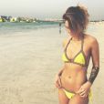 Caroline Receveur : ravissante en bikini à Dubai, en mars 2015