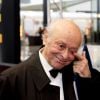 Buddy Elias, cousin d'Anne Frank, avec son épouse lors de la première de la pièce de théâtre Anne, inspirée du Journal de la jeune fille, le 8 mai 2014 à Amsterdam