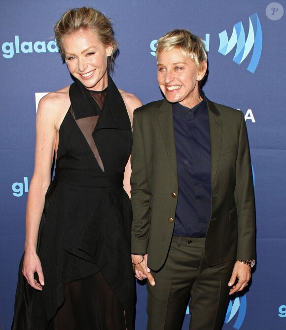 Ellen DeGeneres et sa femme Portia de Rossi lors de la 26ème cérémonie des GLAAD Media Awards à Beverly Hills, le 21 mars 2015. 