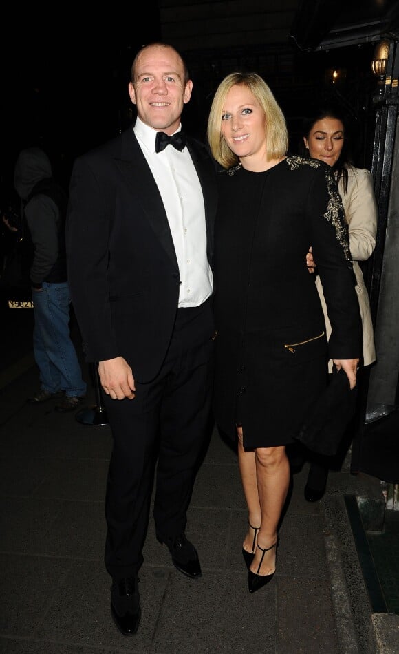 Zara Phillips et Mike Tindall, très chic, fêtaient le 25 mars 2015 la fin du Tournoi des VI Nations au club privé Annabel's, à Londres, à l'occasion d'un dîner VIP.