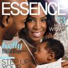 Kelly Rowland, Tim Weatherspoon et leur fils Titan en couverture du numéro d'avril 2015 du magazine Essence.