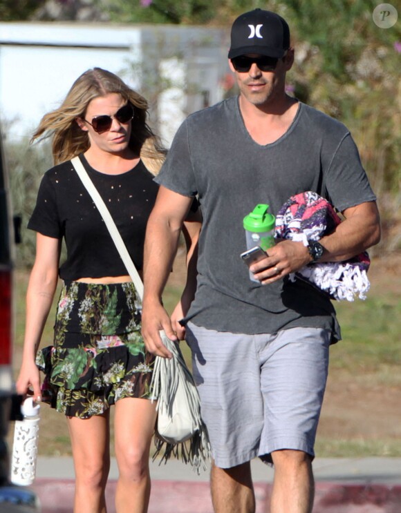Eddie Cibrian et sa femme LeAnn Rimes sont allés voir Jake, le fils de Eddie, jouer au football à Canoga Park, le 29 mars 2015