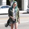 Hilary Duff fait du shopping avec une amie à West Hollywood, le 26 mars2015