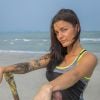 Jessica (31 ans), candidate de Koh-Lanta 2015.
Cette jeune maman fière de ses tatouages n'a qu'un but : remporter les 100 000 euros de la compétition. La raison ? Elle souhaite acheter la maison de ses rêves pour sa fille. Véritable lionne, elle sera prête à tout pour réaliser ses ambitions.