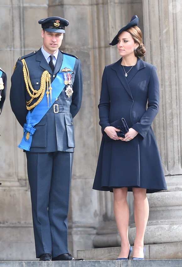 Kate Middleton, duchesse de Cambridge, enceinte, le 13 mars 2015 à la cathédrale St Paul de Londres pour une commémoration