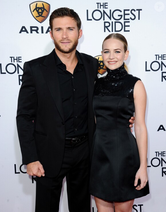 Scott Eastwood et Britt Robertson à la première de The Longest Ride au Chinese Theatre, Hollywood, Los Angeles, le 6 avril 2015.