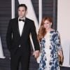 Sacha Baron Cohen et Isla Fisher enceinte à la Vanity Fair Oscar Party 2015, le 22 février.