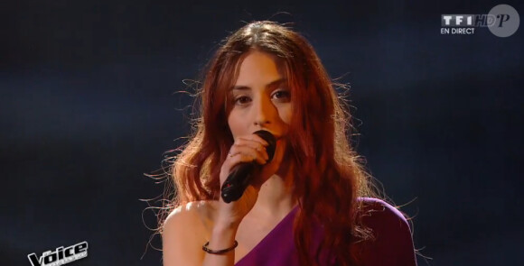 Hiba Tawaji en live dans The Voice 4 sur TF1, le samedi 4 avril 2015.