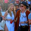 Gigi Hadid et son petit ami Cody Simpson au 3ème jour du Festival de "Coachella Valley Music and Arts" à Indio, le 11 avril 2015 