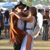 Gigi Hadid et son petit-ami Cody Simpson très amoureux au 3ème jour du Festival de "Coachella Valley Music and Arts" à Indio, le 11 avril 2015 