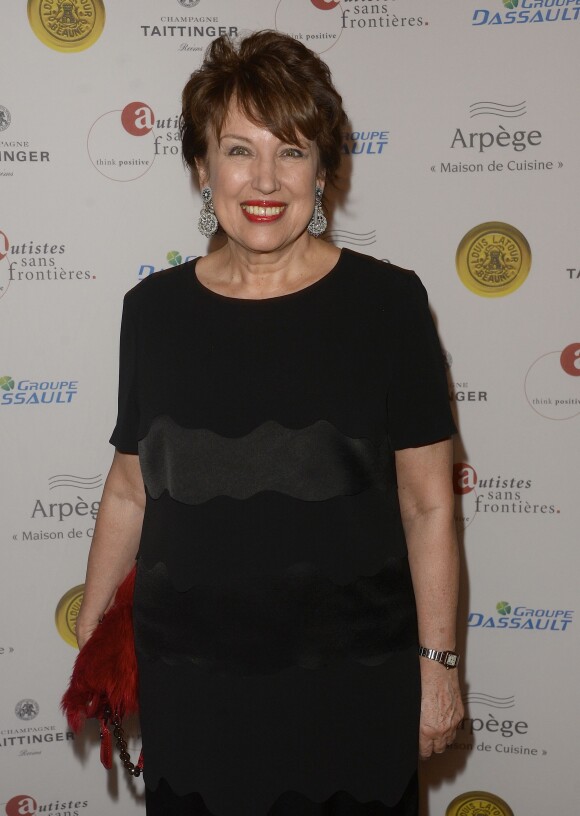 Roselyne Bachelot - Soirée de prestige à l'hôtel Marcel Dassault Pour "Autistes sans Frontières" à Paris le 16 avril 2015 